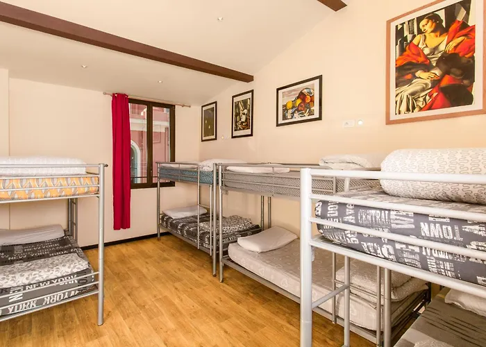 Villa Saint Exupery Beach Hostel