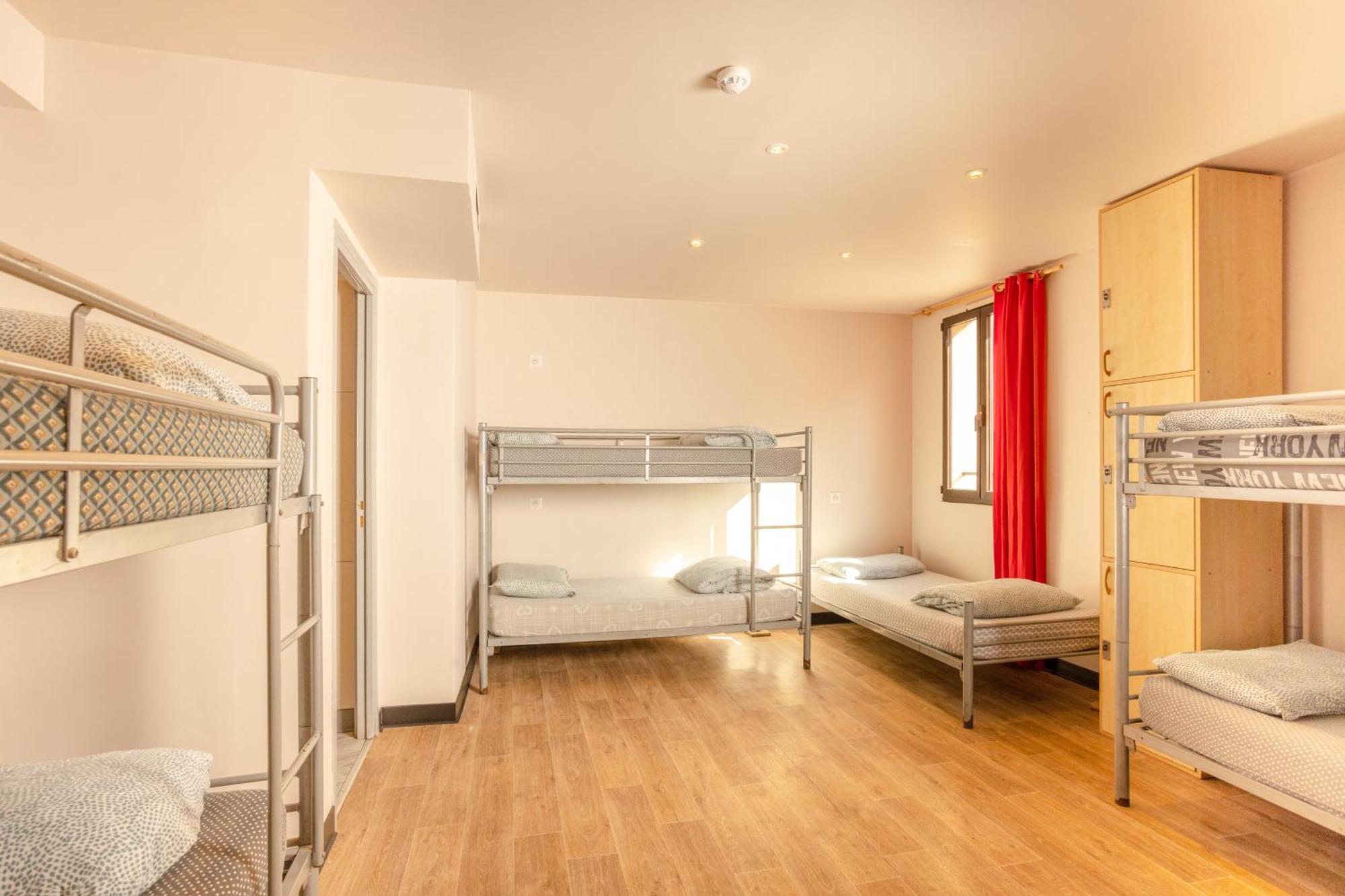 Hostel Saint Exupery Nizza