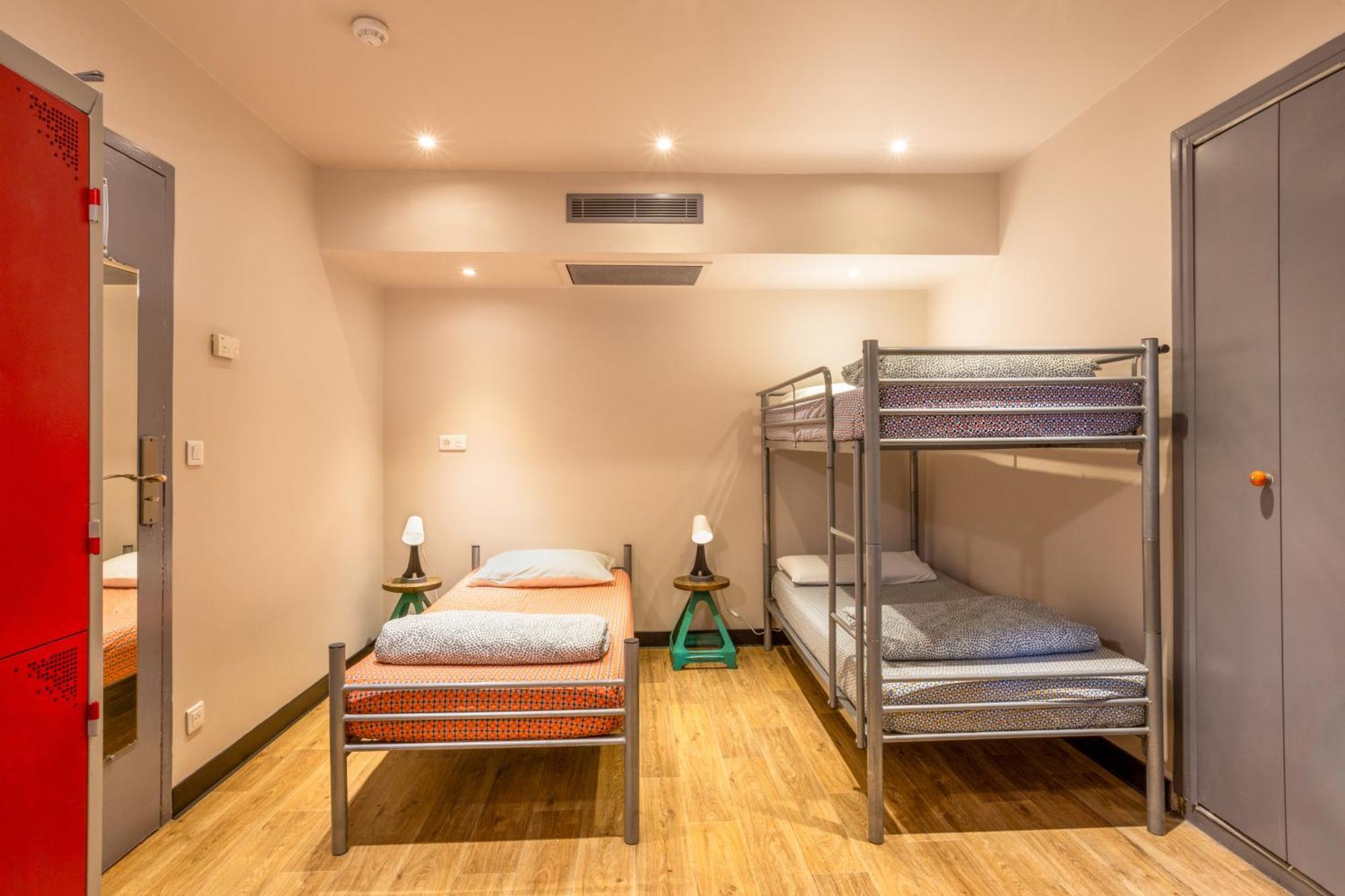 Saint Exupery Hostel *